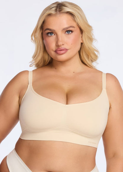 SmoothingSeamless Wireless Scoop Bra